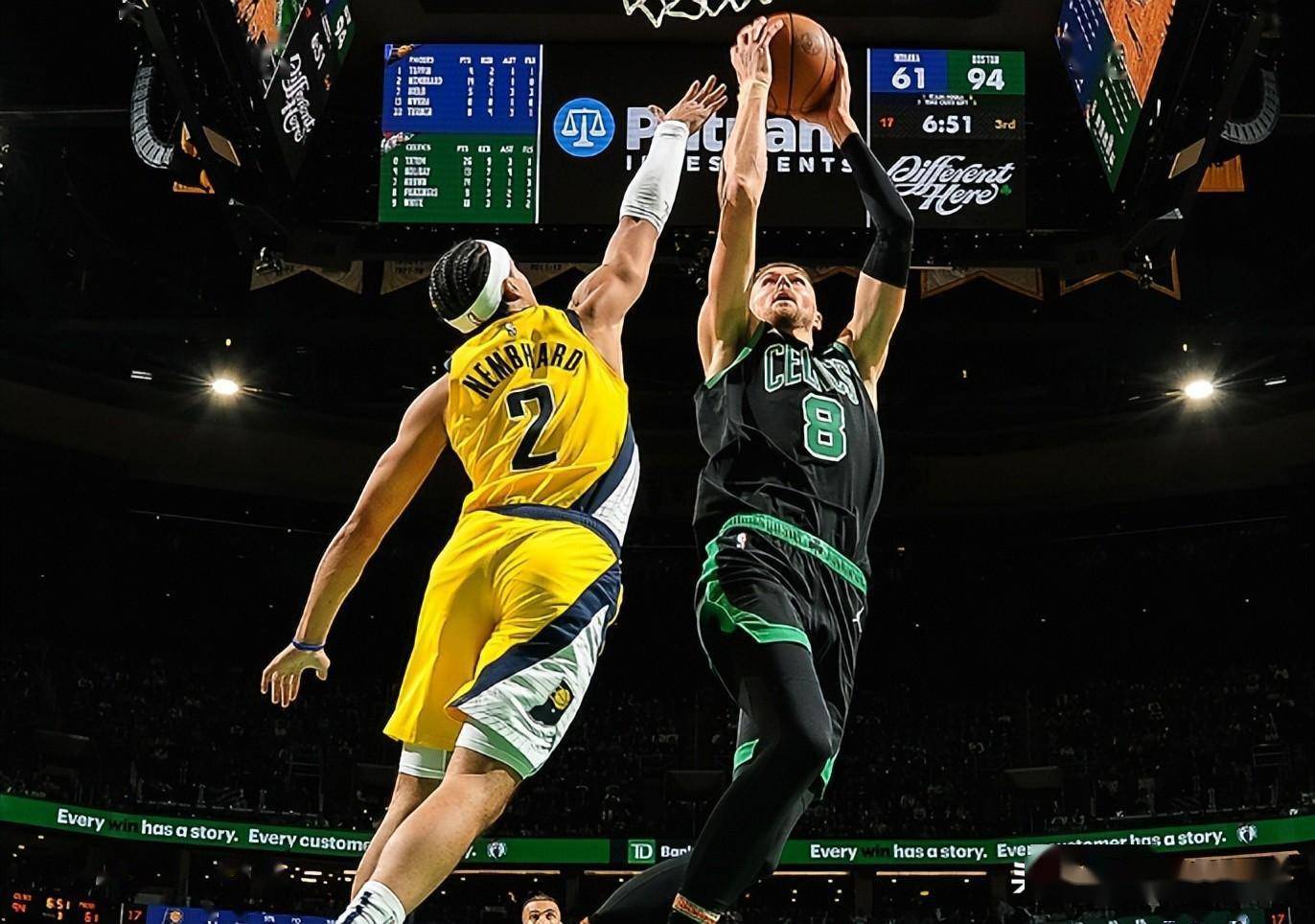 nba常规赛:绿军狂胜51分东部第一 轰155分创纪录塔图姆三节30 12_布朗