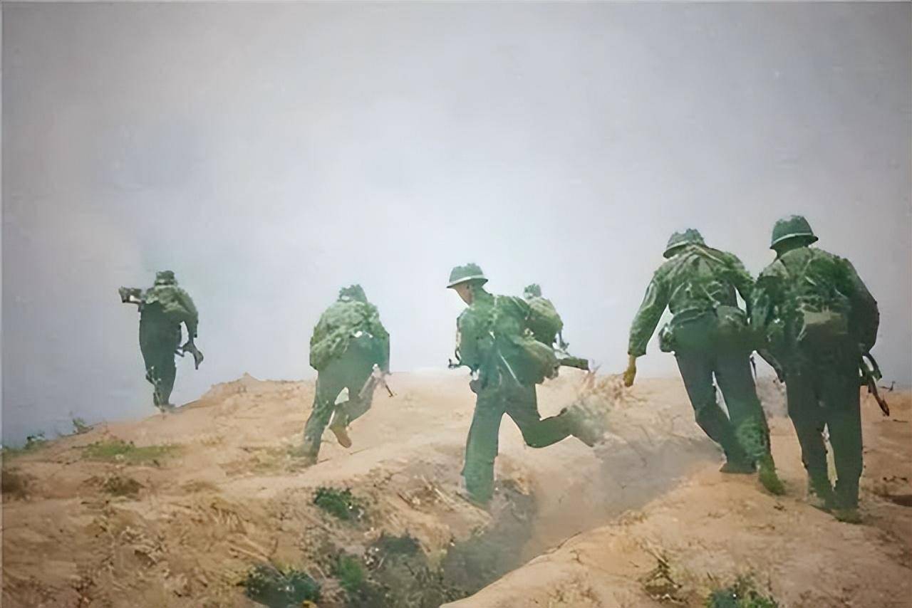 作为副军长的关豁明在没有亲临战争前线,不观察地形,不熟悉战况的情况