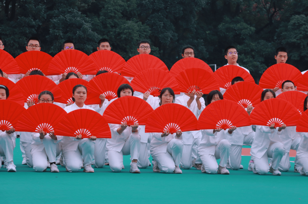 石室中学第47届运动会|热烈青春与体育运动共舞_赛场_表演_阳光