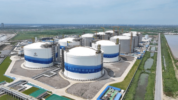 中国海油滨海lng项目气态外输量突破100万吨_天然气_工作_员工