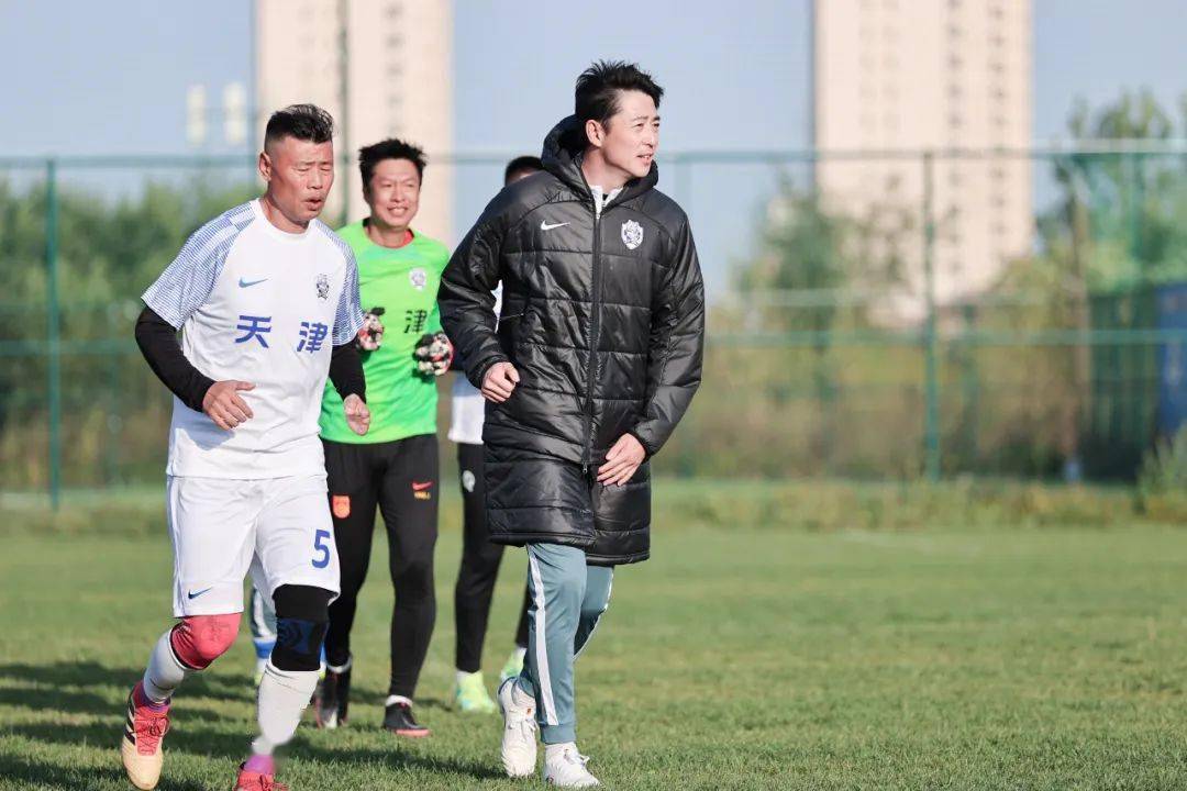 天津老甲a队举行出征仪式_路易斯_佐里奇_比赛