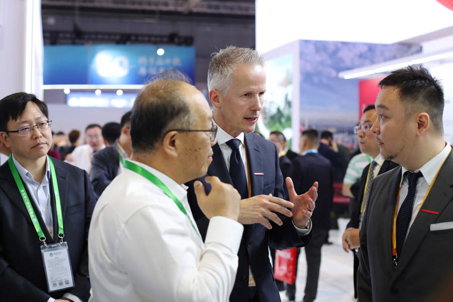 全球首发"进博宝贝"掀起红盖头 abb六度赴约进博会_测量_产品_机器人