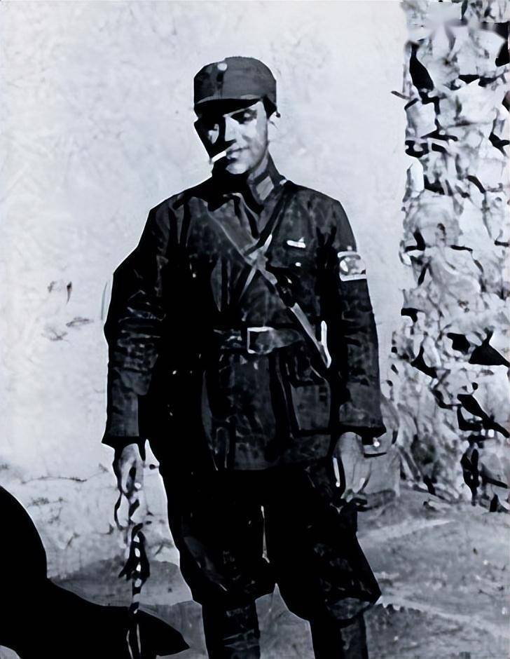 李敦白:第一个加入中共的美国人,却两次蒙冤入狱,2019年才去世_中国