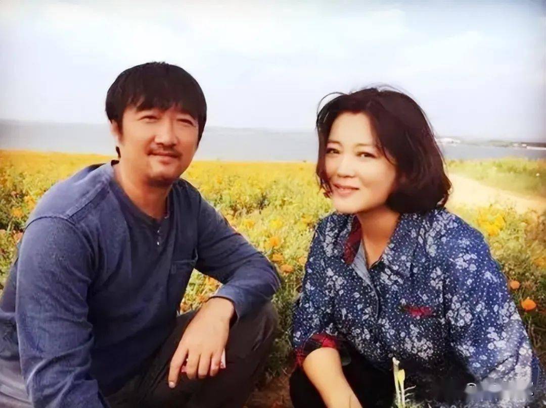 曝王茜华疑似婚变,老公多次缺席重要场合,已经很久没有同框_质疑_婚姻