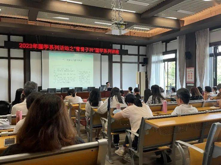 "知行合一,走近大众—中山大学哲学系学子在广州