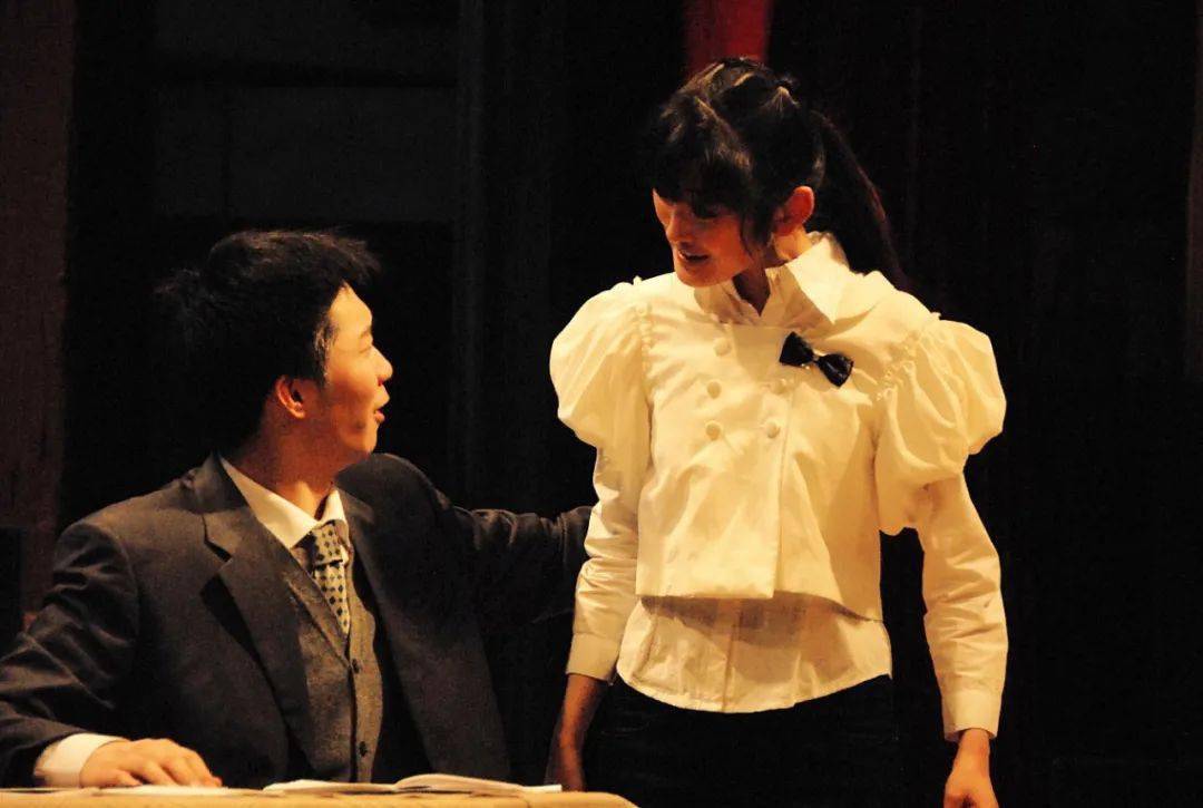 李冉:对,清华学生艺术团话剧队,每年招20个人,而每年的新生有3000多人