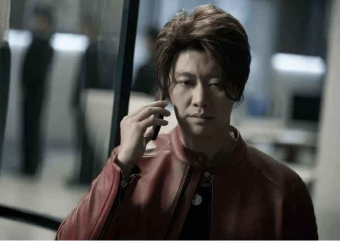 大叔爆改日系花美男?_赵荀_特种兵_角色