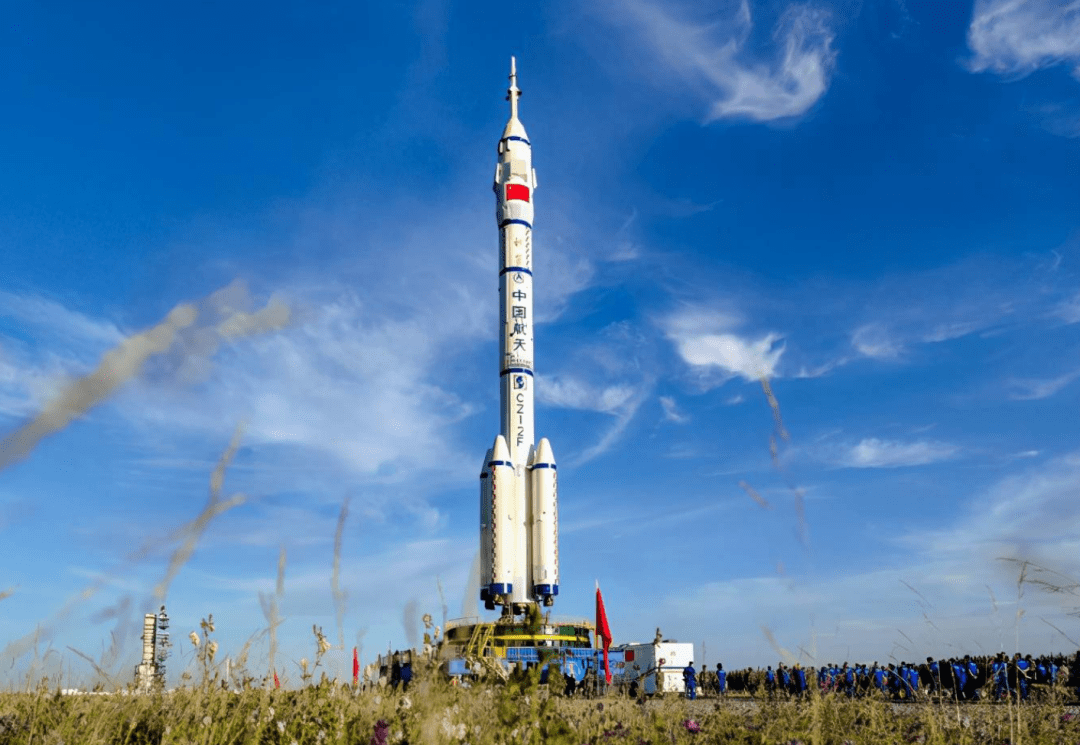 中国空间站多次被撞:神舟十七号任务极具挑战性,神舟十八已待命_飞船