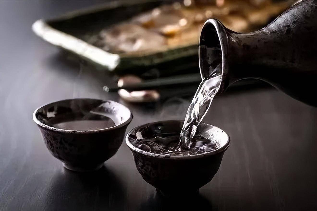 董芝《诗词六首》心香文艺_觅韵_江山_广西