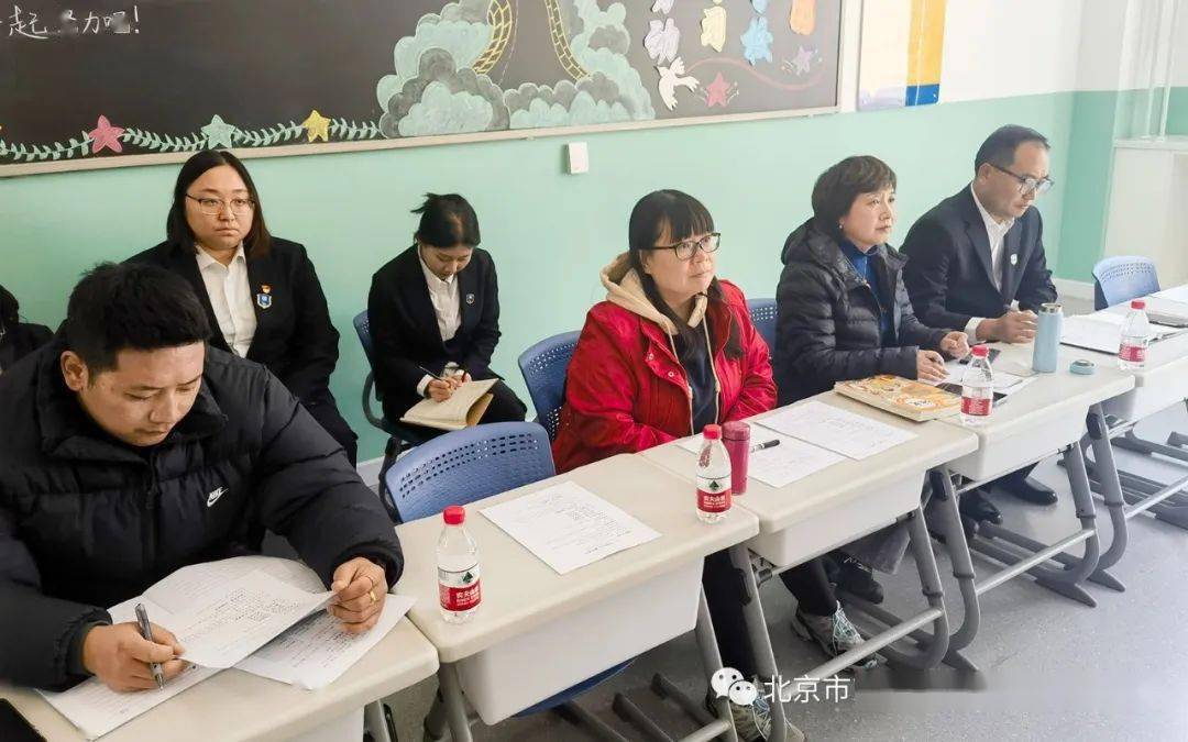 发展"的模式,东城区教科院中学,小学九个学科的教研员与两县教师结对
