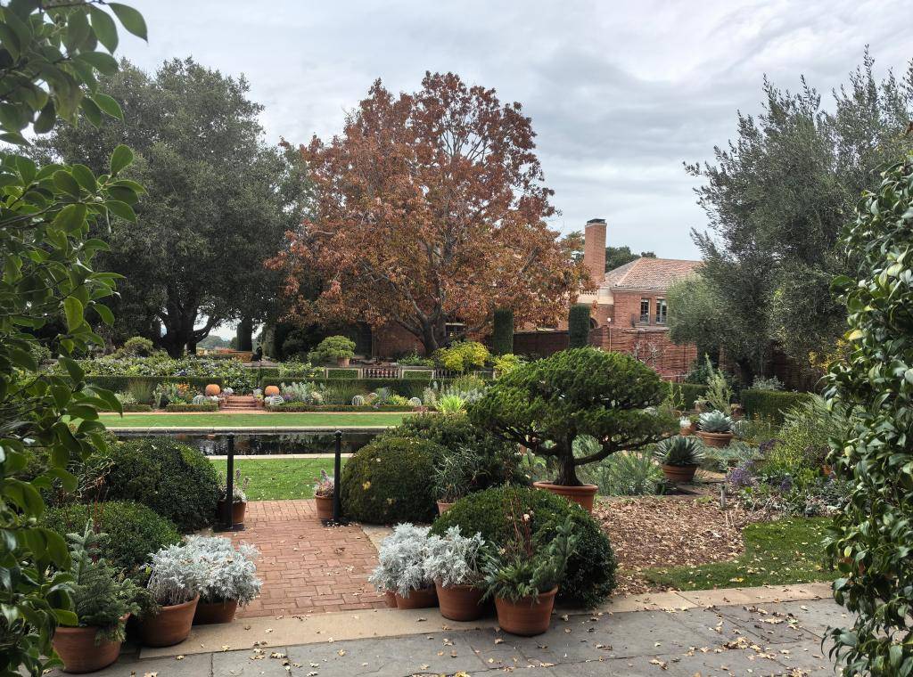 一分钟带你了解斐洛里庄园_新华社_私人_公众