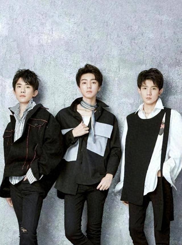 tfboys三位小鲜肉横扫两岸男神榜,人气爆棚!_虎牙_日本_女孩