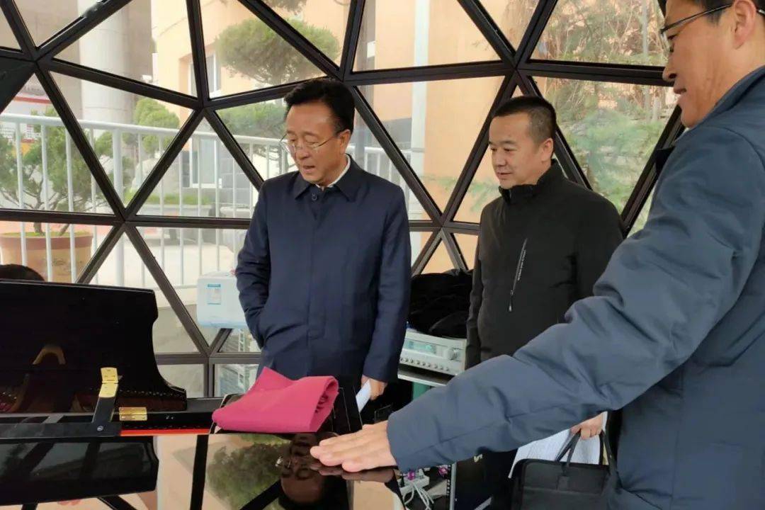 临洮县教育局组织初中校长赴陇西县考察学习_办学_经验_交流