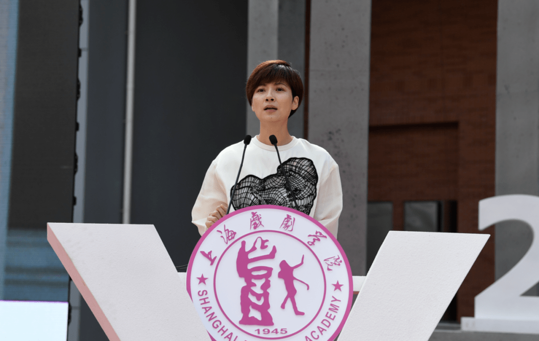 知名主持人自曝:失去女儿,我顿悟了生死无常_吉雪萍_人生_经历