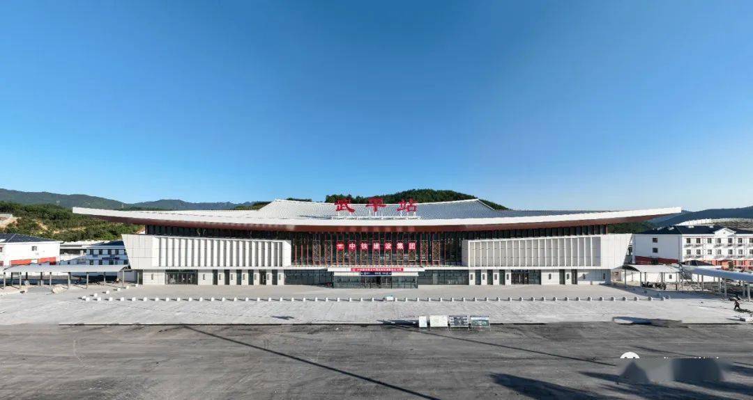 爱人_岳父_龙岩