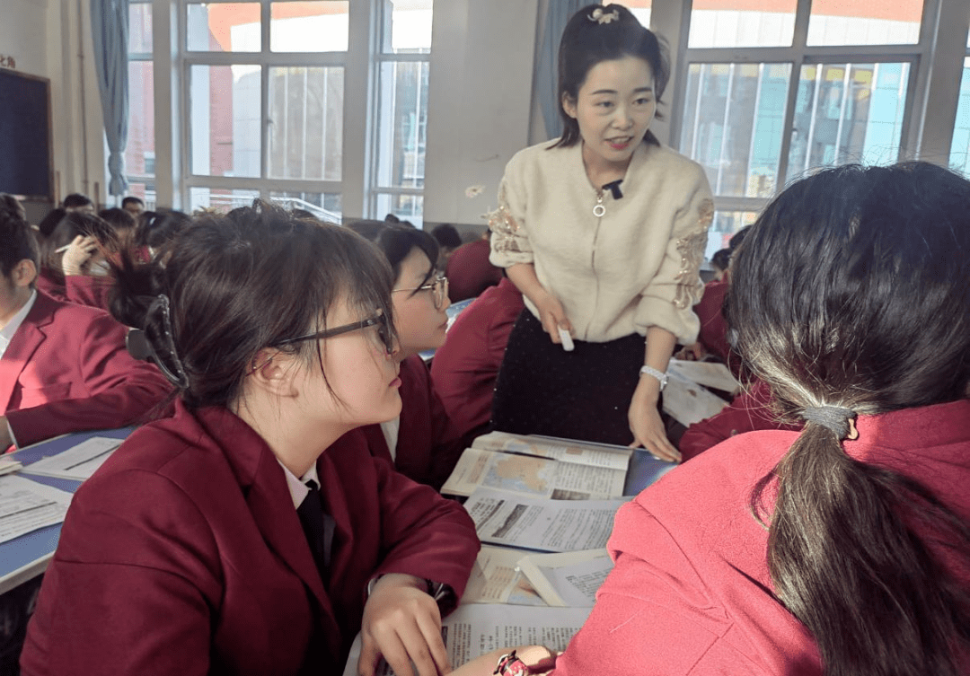 聚焦"三新"强引领凝心聚力启新程—历史教研组"