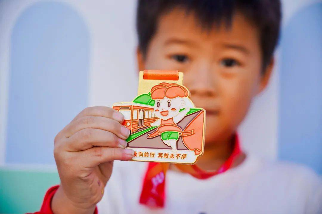 为本次活动特别定制的奖牌东莞安朴酒店,东莞安朴珀莱&松湖安朴酒店