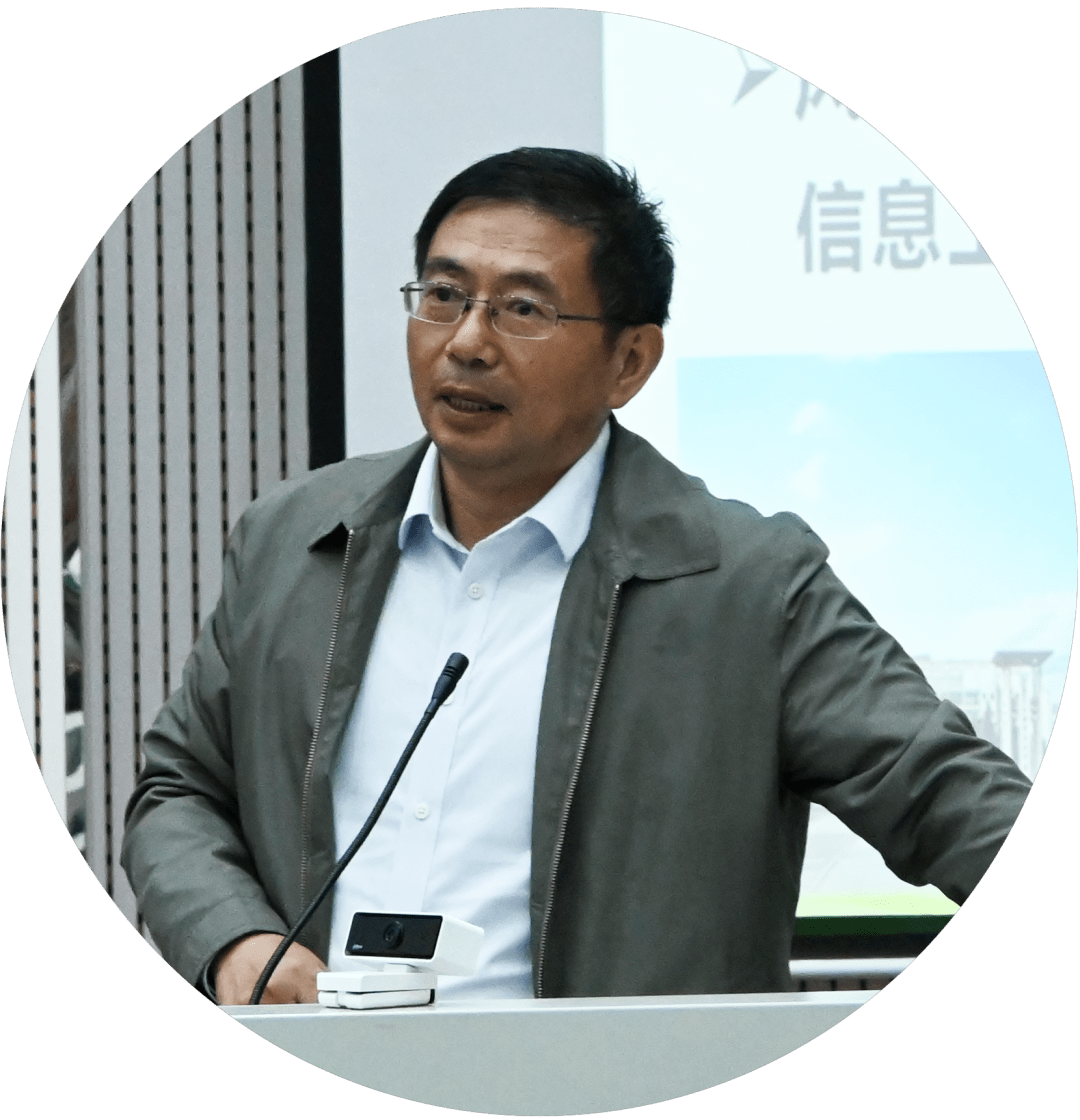 周兴元教授江苏农林职业技术学院副校长周兴元教授作了《教科融合