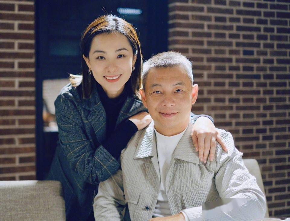 李宁白发稀疏,程菲发福严重,刘璇美丽有气质_中国_女队_退役