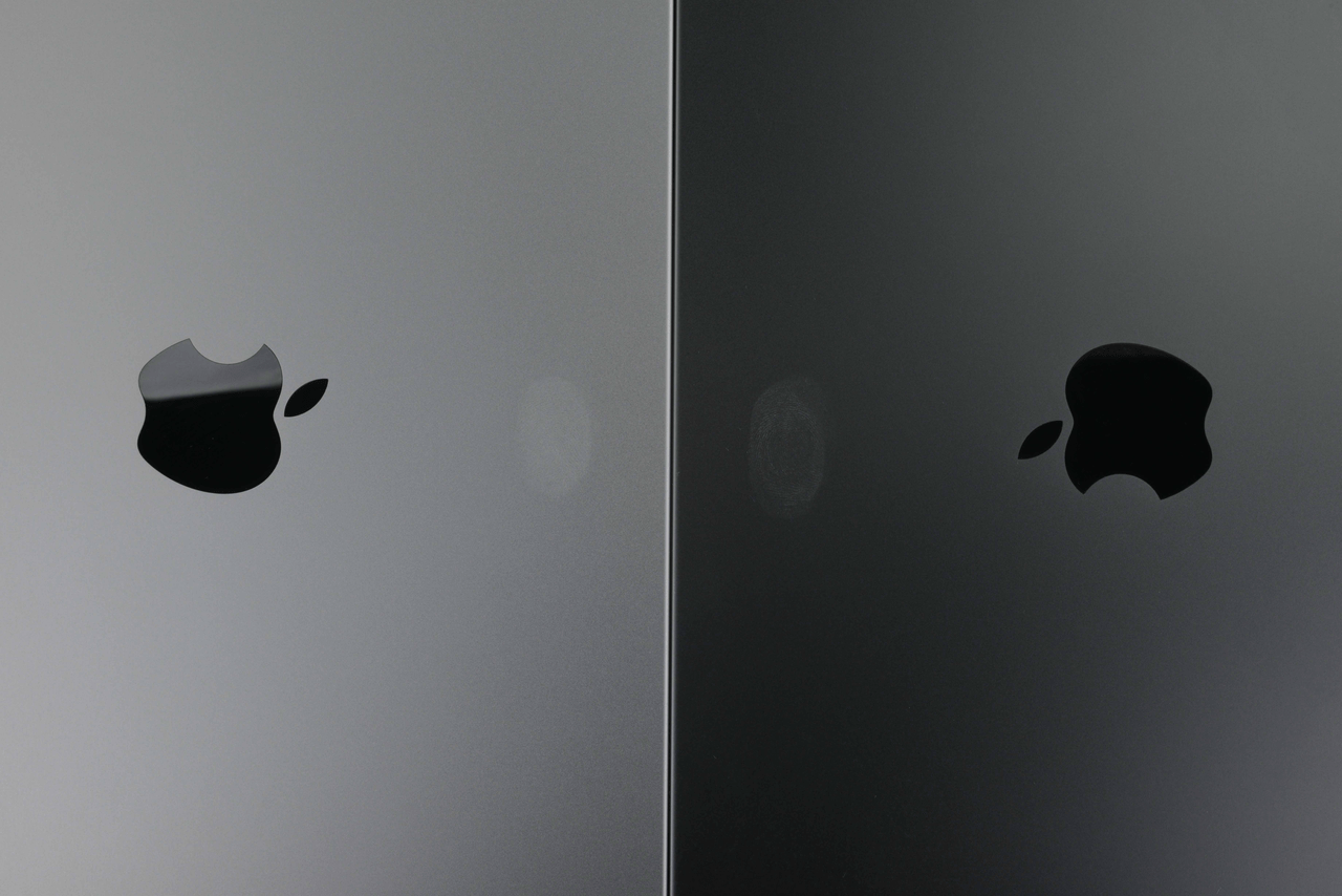 原来,macbook pro 的「小黑本」是这样「炼」成的_氧化_iphone_黑色