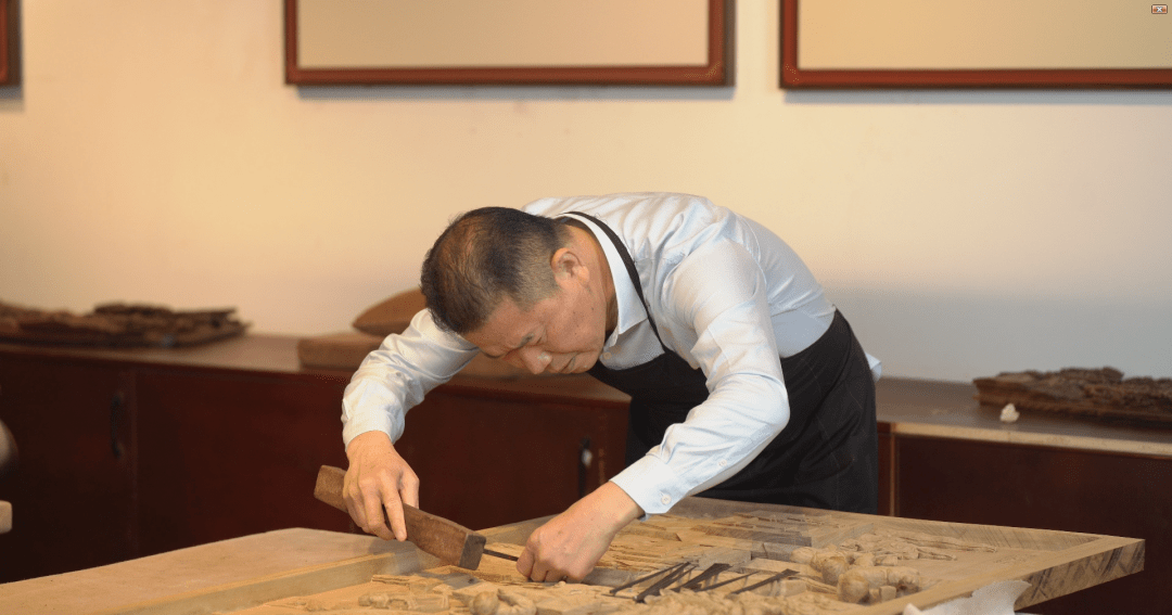 情怀·匠心——莆田"十大城市名片"大型屏风创作侧记_工艺美术_郑祖杰