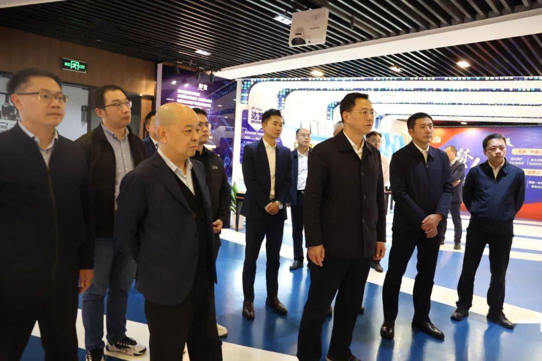 泸州市委副书记,市长余先河一行调研中电光谷_企业_产业_生态