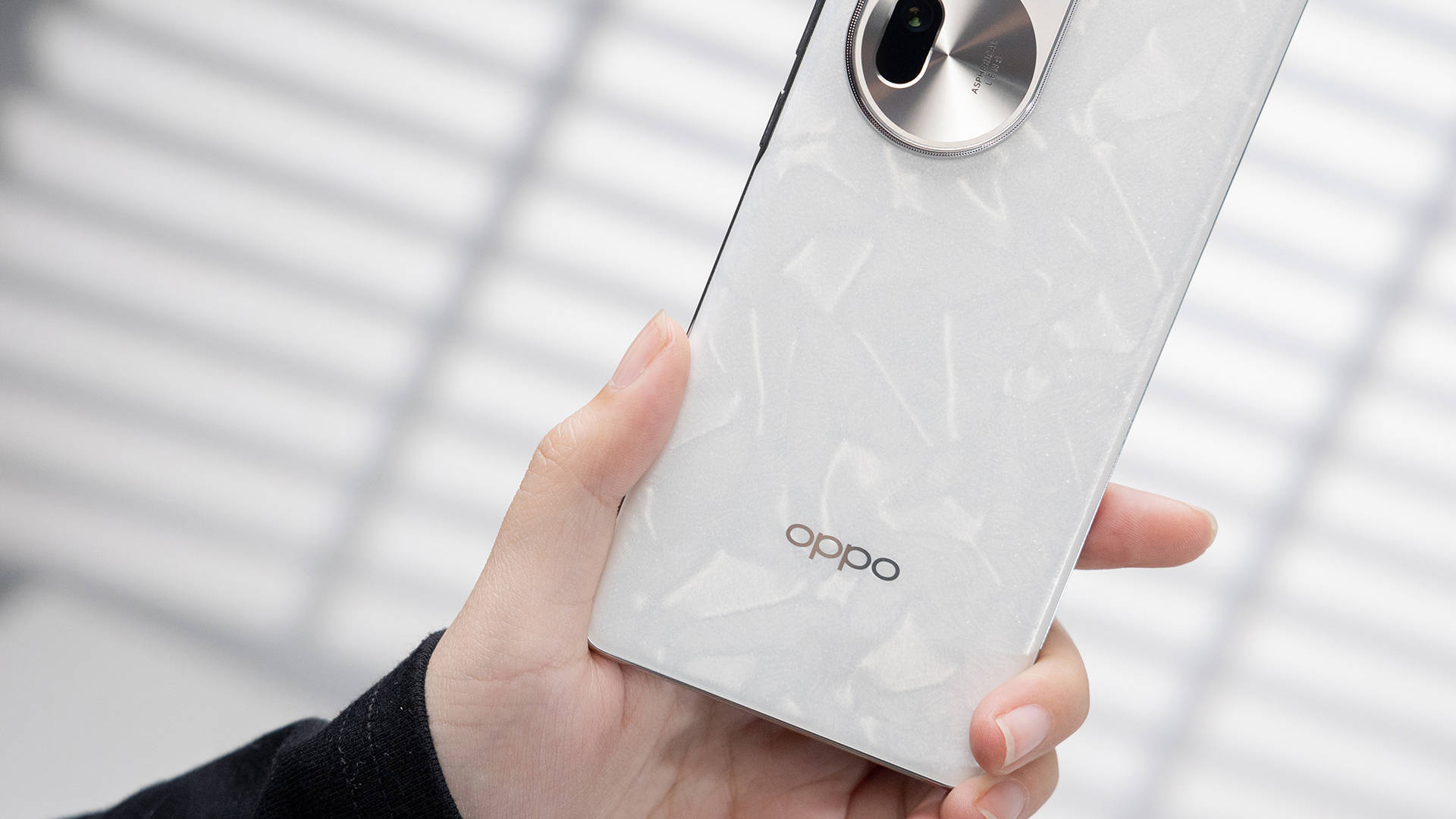 盈盈一握 轻影随行 oppo reno11 月光宝石图赏