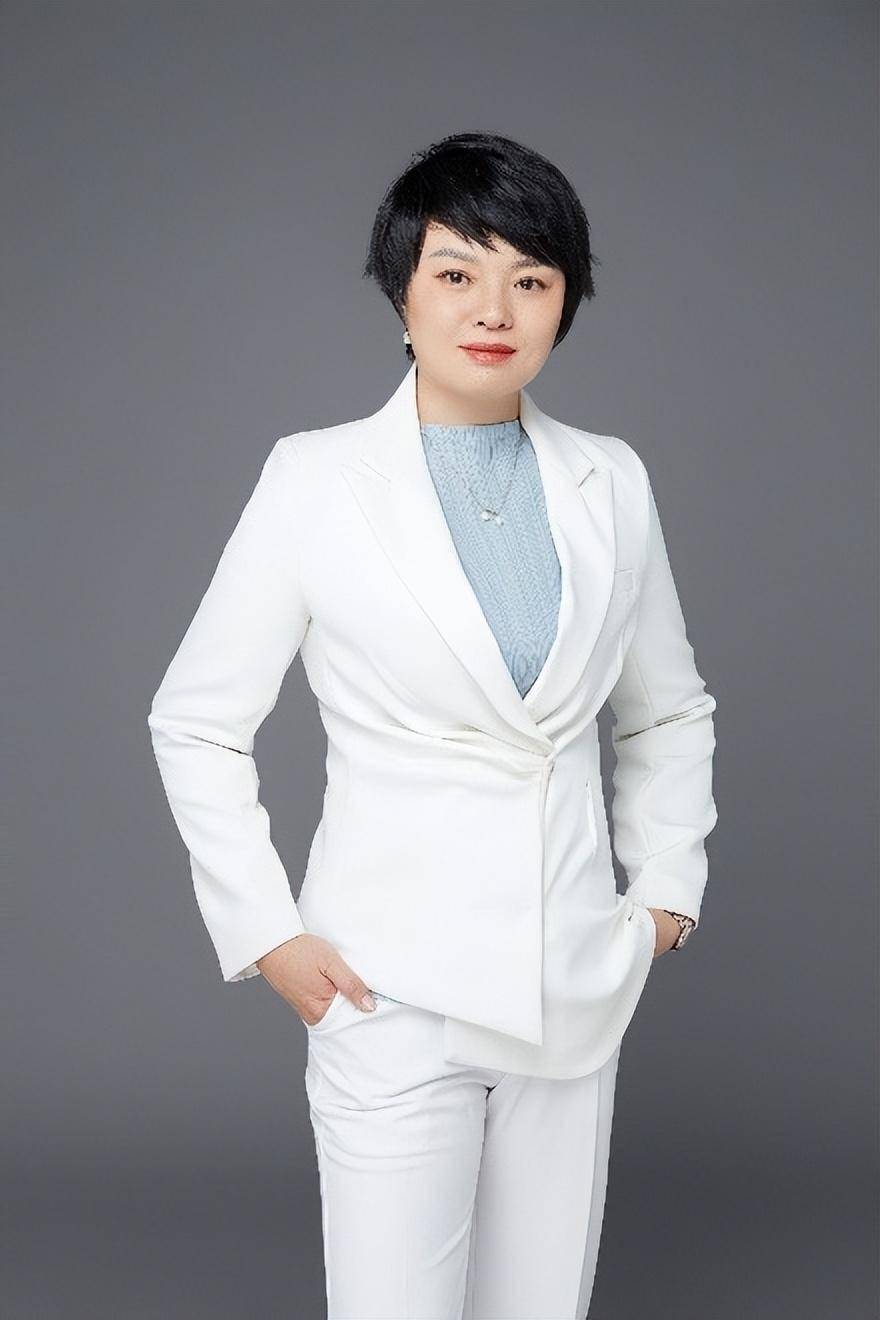 专业专注,富德生命人寿天津分公司营销条线精英风采_客户_保险_刘青云