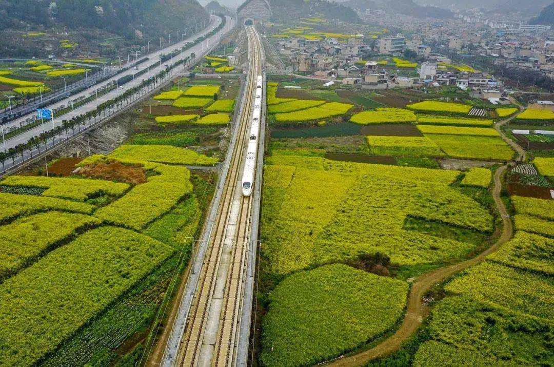 性价比超高的7张火车票,带你看遍沿途的绚丽_中国_西安_风景