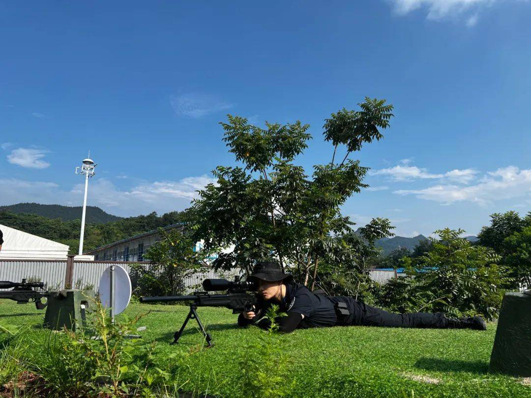 特警力量 | 警营里,永不停更的"枪与玫瑰"故事_训练_射击_命中