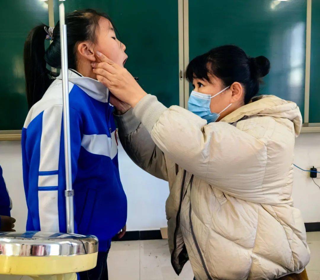 河西中心小学:体检进校园 健康伴我行