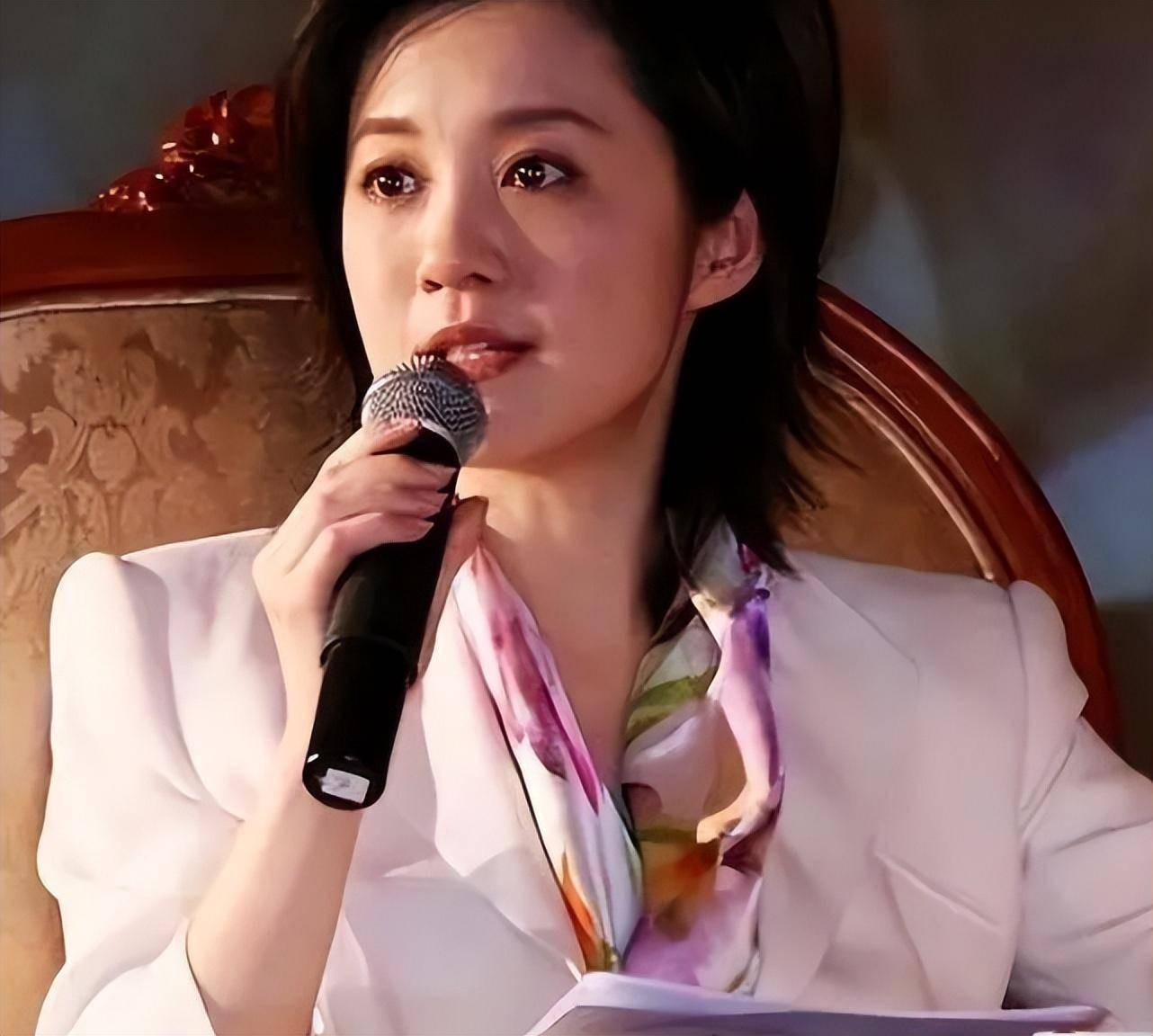 她是央视"最嚣张"女主持人,做小三,借子上位逼走原配嫁入豪门_许戈辉