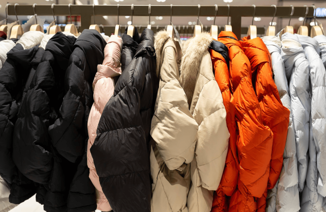 340亿灰飞烟灭,"羽绒服一哥"崩了!_价格_市场_品牌