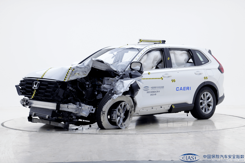 中保研最新碰撞测试成绩出炉,比亚迪海豹,奔驰c级等表现如何?