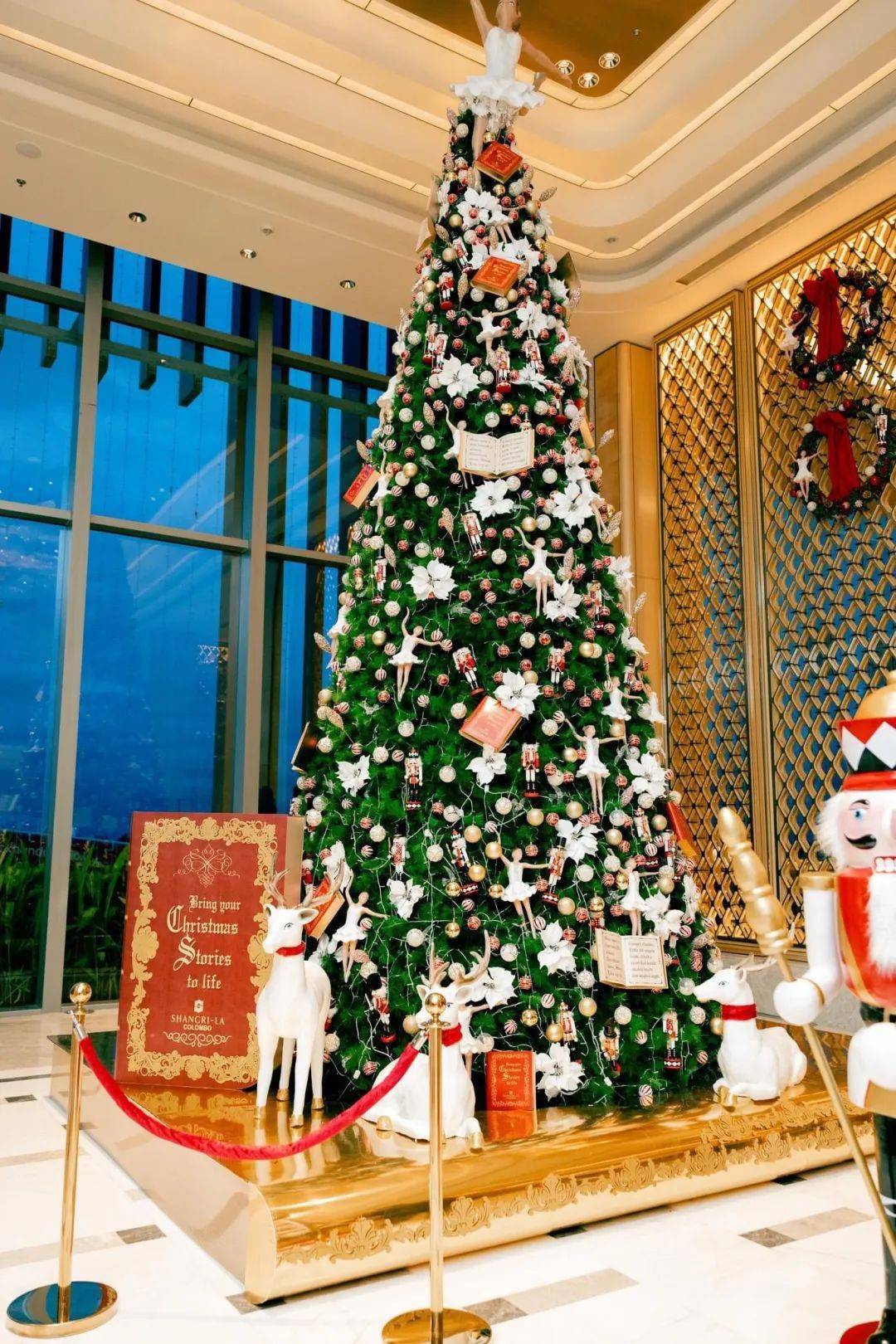 香格里拉酒店里,one galle face商场里,通常,科伦坡的各大商场和酒店