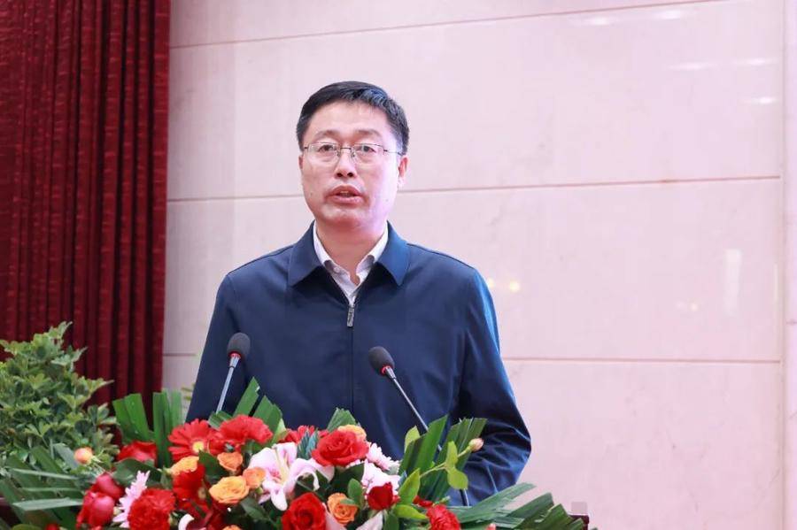 滨州医学院党委委员,副院长,第一临床医学院(滨州附属医院)党委书记