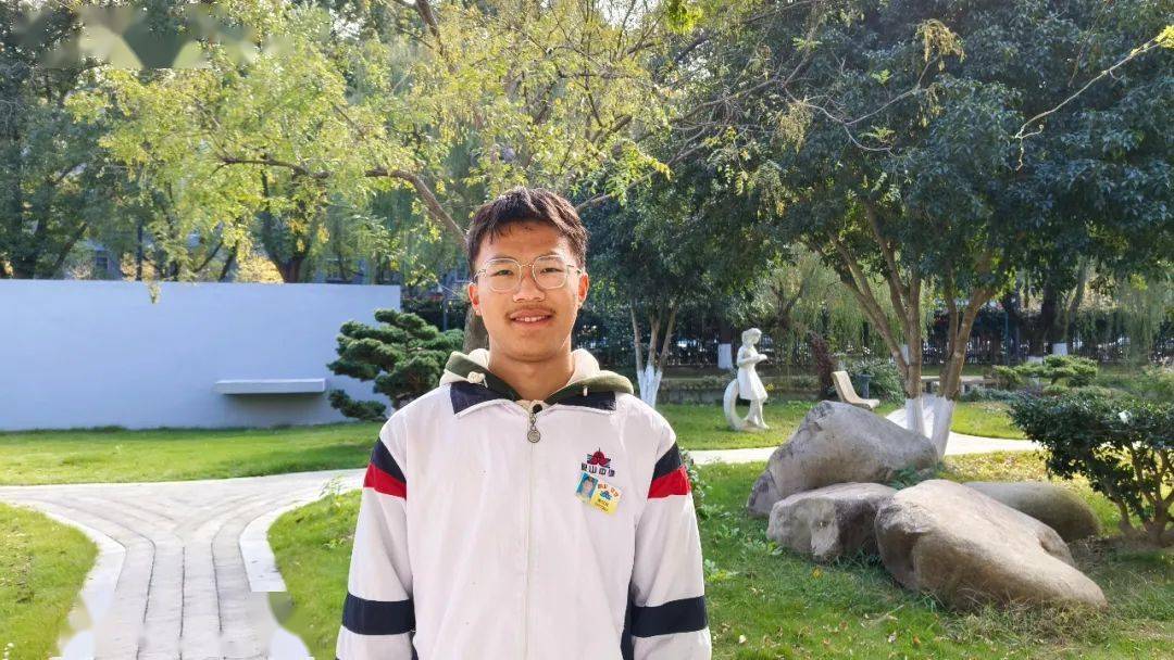 象山中学杨炎培来源:象山教育 象山中学一审:周衍欣二审:金旭三审:方