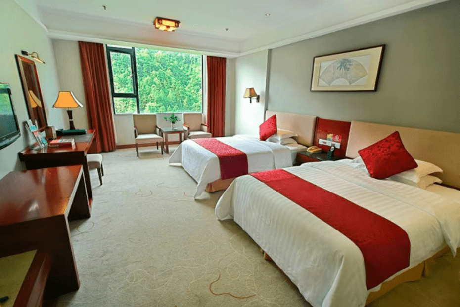 天海温泉原始森林度假村数量:10间详情:海景房汕头市南澳县迎宾馆数量