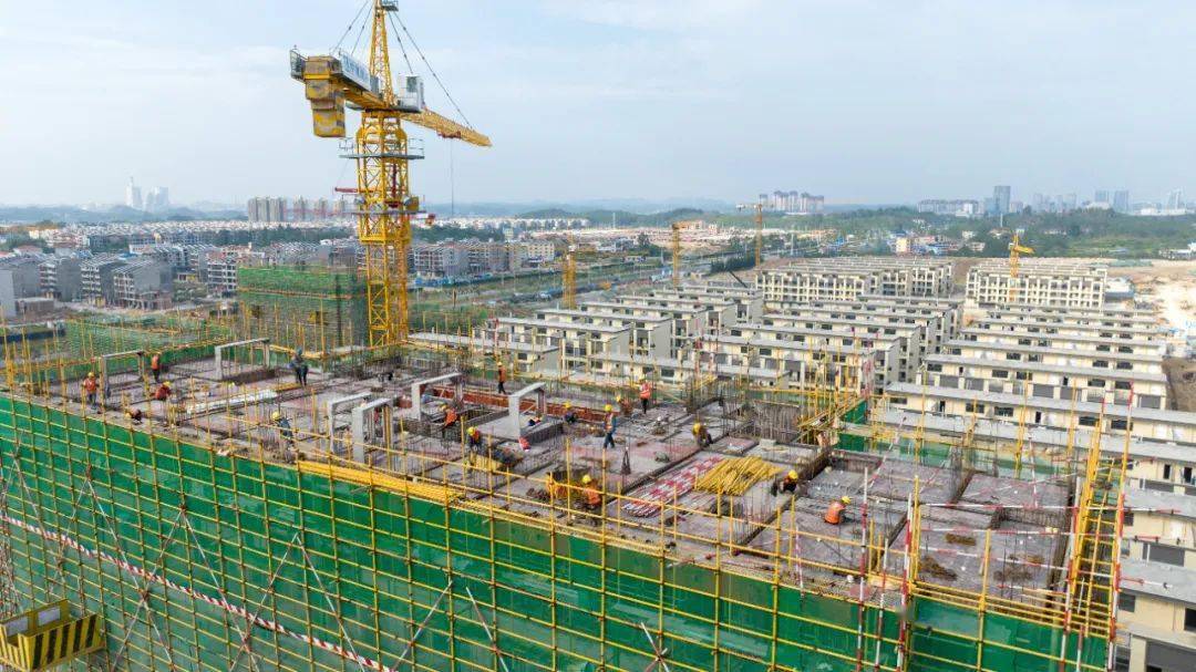 钦州港片区自贸新城项目已累计完成交付使用516套住房_建设_群众_工程