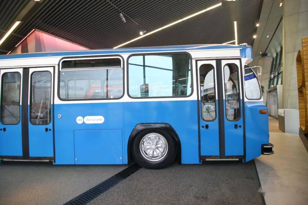 半个世纪前的瑞士苏黎世公交专供 慕尼黑曼恩老车仓库打探布兴bs110v