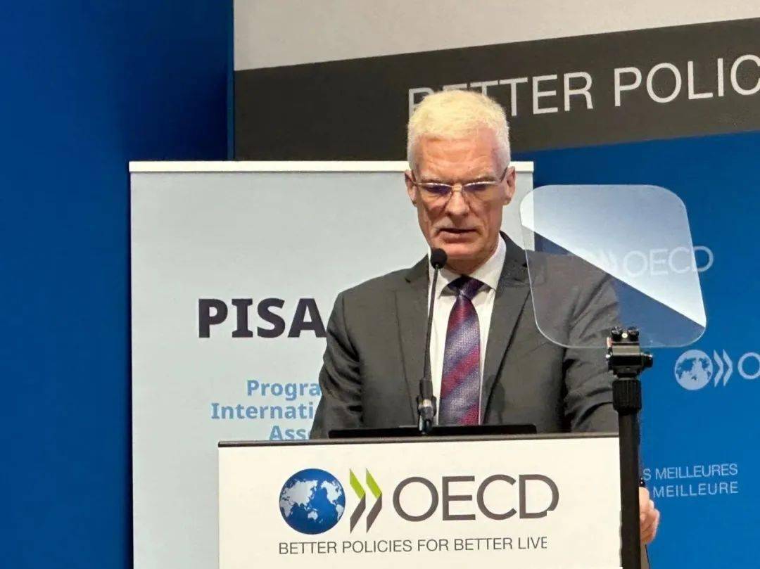 最新公布的全球教育研究PISA显示，英国教育成绩大幅提升！_搜狐网