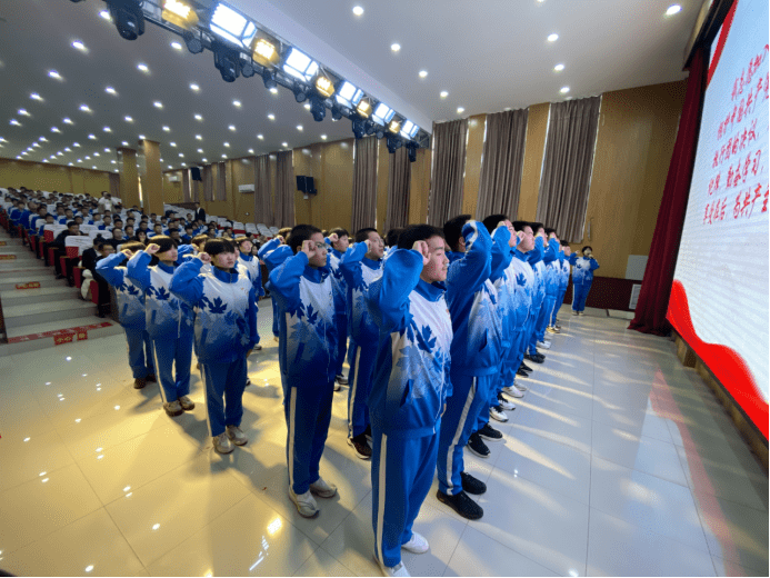 "铭记历史 展望未来" —— 科尔沁实验初中举行纪念"一二·九"运动