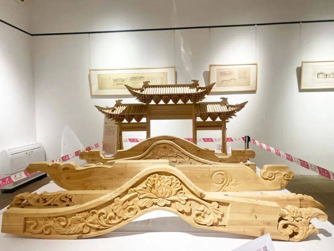 1990年服役于中国人民解放军32412部队.