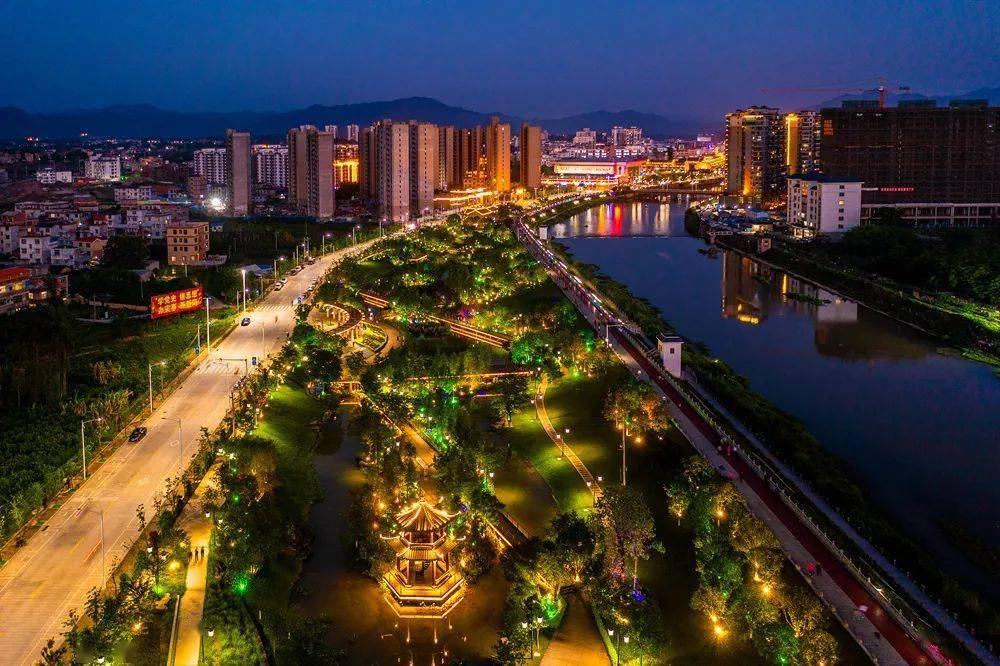 梧州夜景,逛不完,根本就逛不完