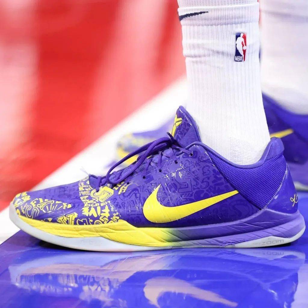nba 球鞋合集!詹姆斯上脚「湖人冠军战靴」!_nike_protro_季中
