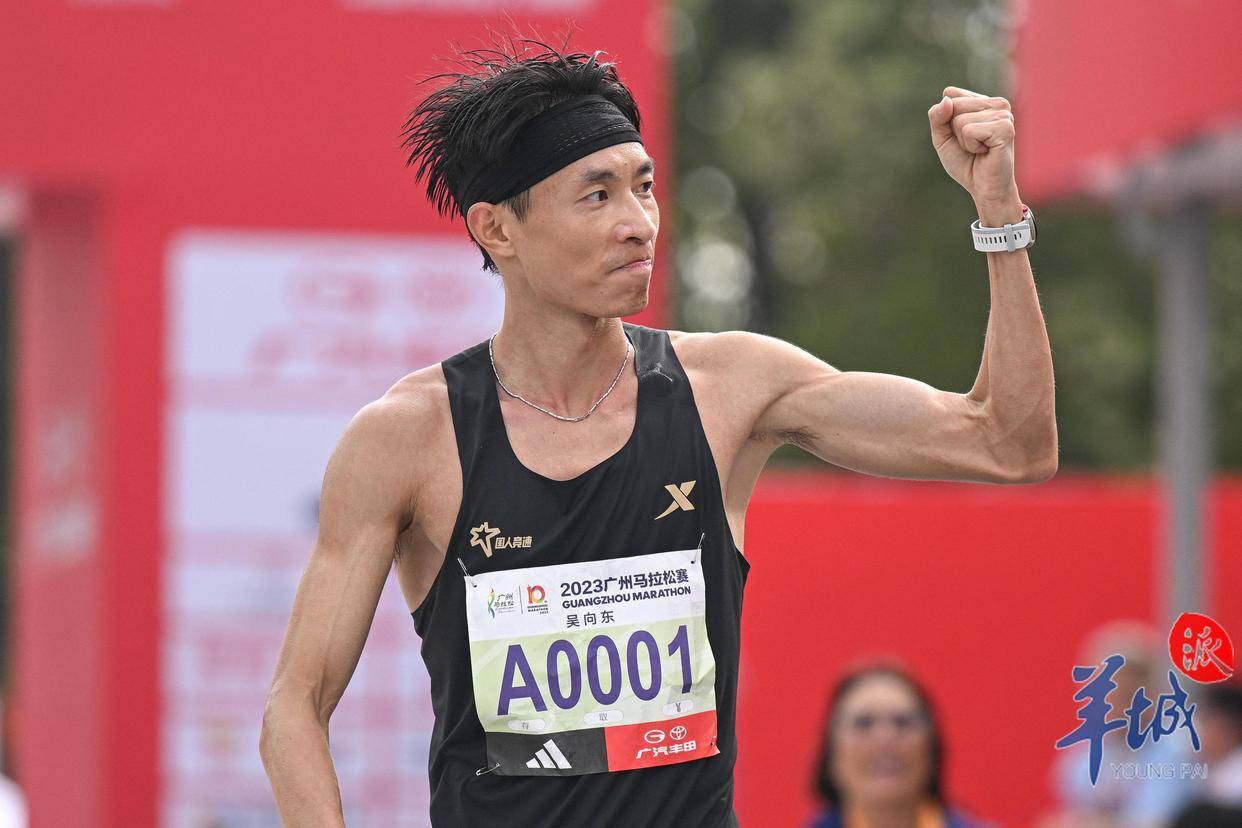 来百度app畅享高清图片来自肯尼亚的莫塞斯·基贝特夺得男子全程