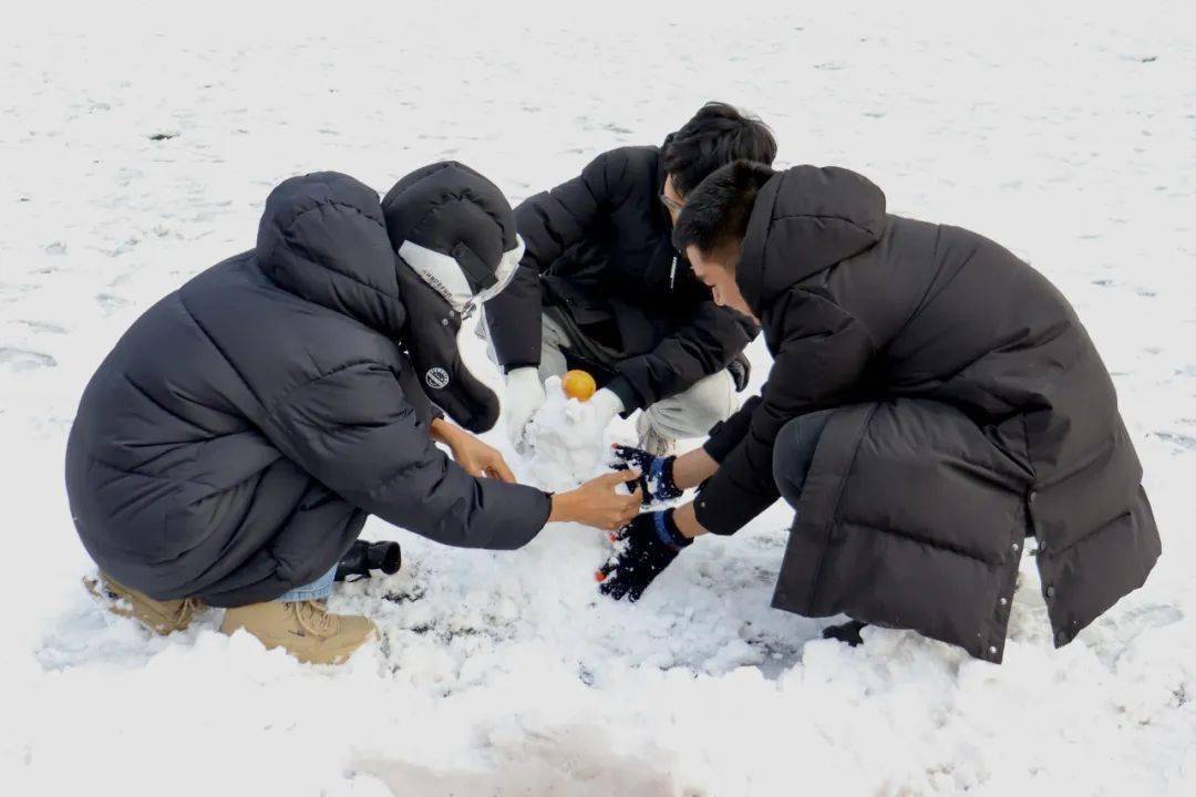 韬 欧阳墨霏排版:程铭煜 曹润涵摄影:王澜 李小卓 罗昊天 魏嘉车敏怡
