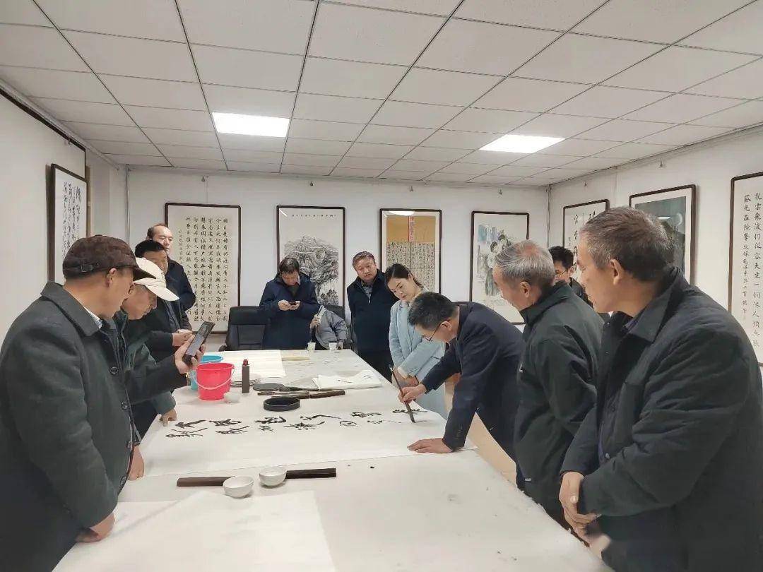 学院院长汪金国来灵台县文化馆开展书法交流活动_中亚_甘谷县_甘肃省
