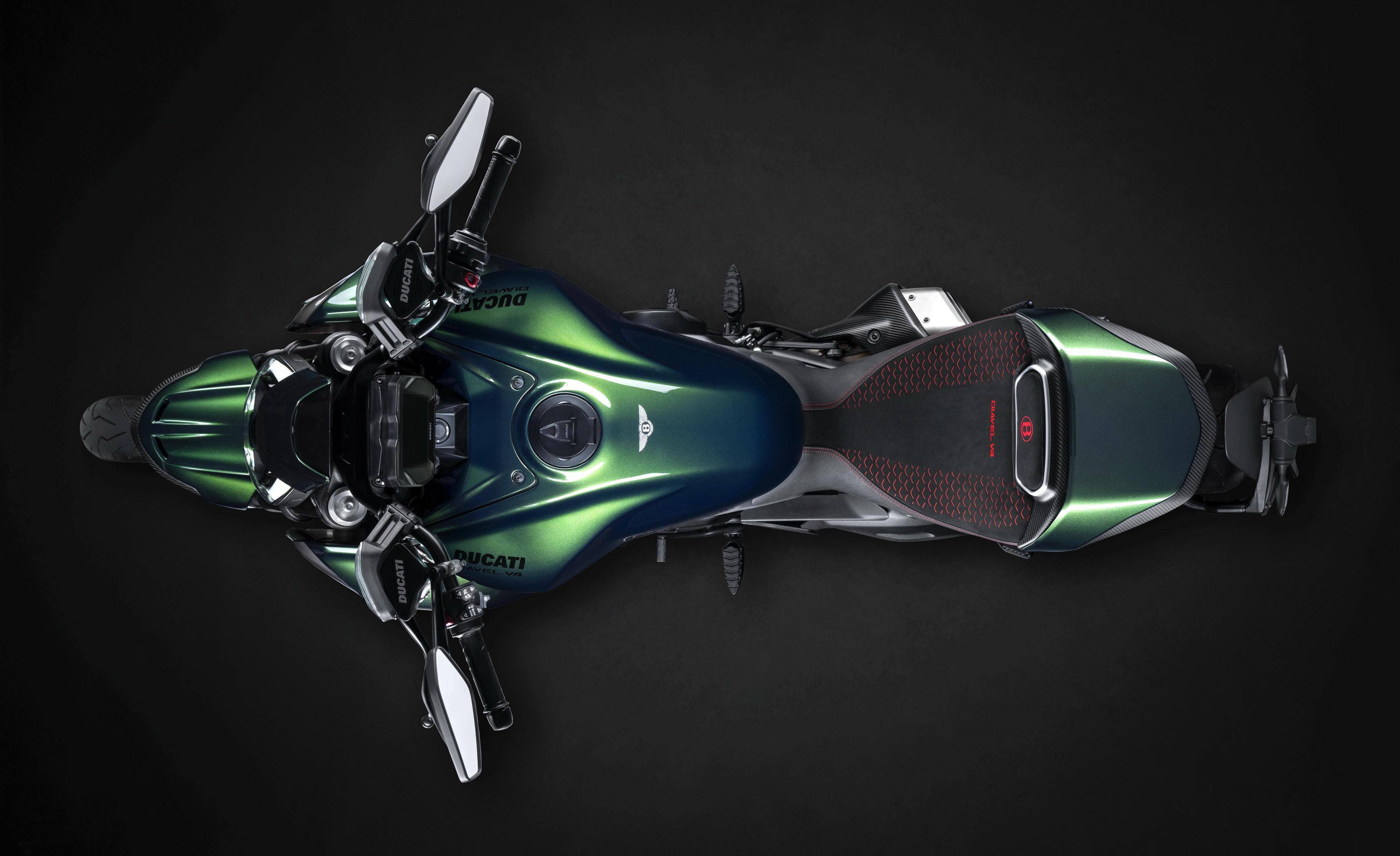 杜卡迪 diavel for bentley 大魔鬼宾利限量版