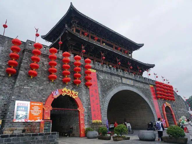 历经千年的古城门,汀州~济川门_汀江_长汀_城楼